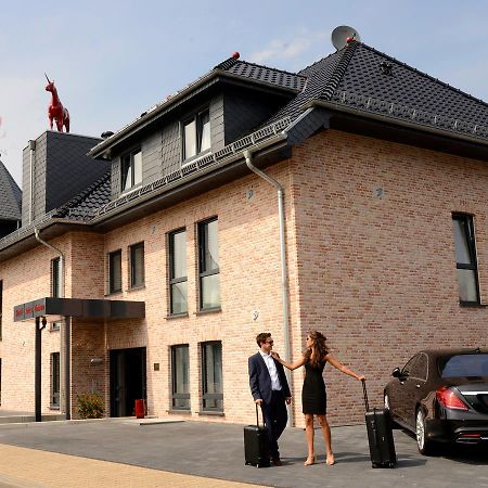 Hotel Rotes Einhorn **** Düren - Eifel エクステリア 写真