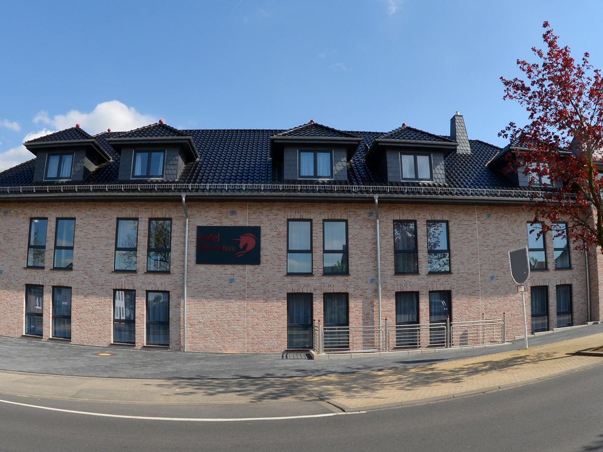 Hotel Rotes Einhorn **** Düren - Eifel エクステリア 写真