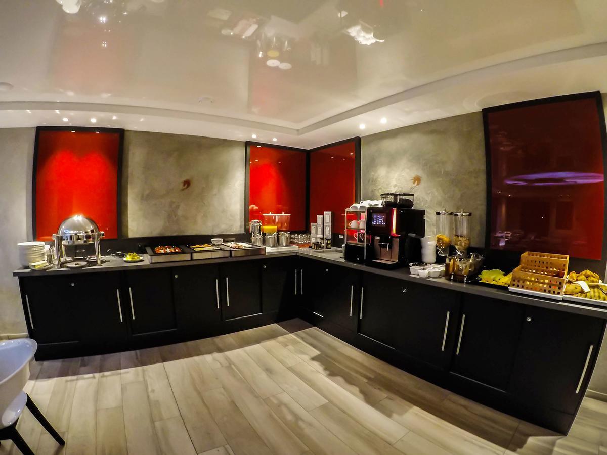 Hotel Rotes Einhorn **** Düren - Eifel エクステリア 写真
